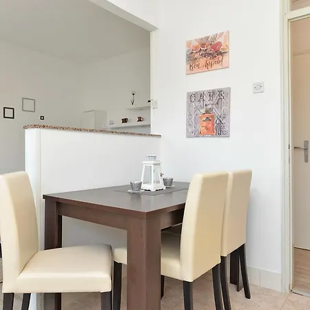 Branko 1601 Apartmán